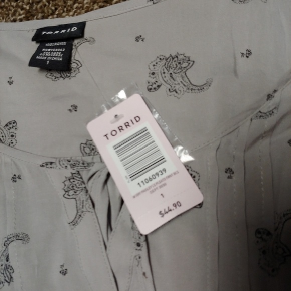 Torrid Clothing - Picture 2 of 2